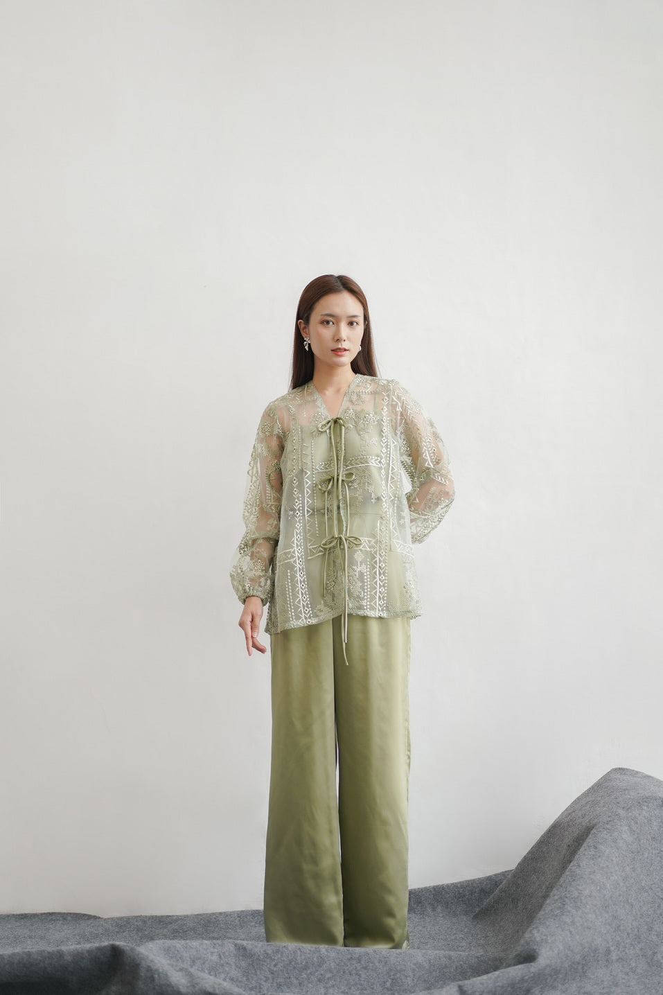 OFFICAL CROI - Ayunda Top