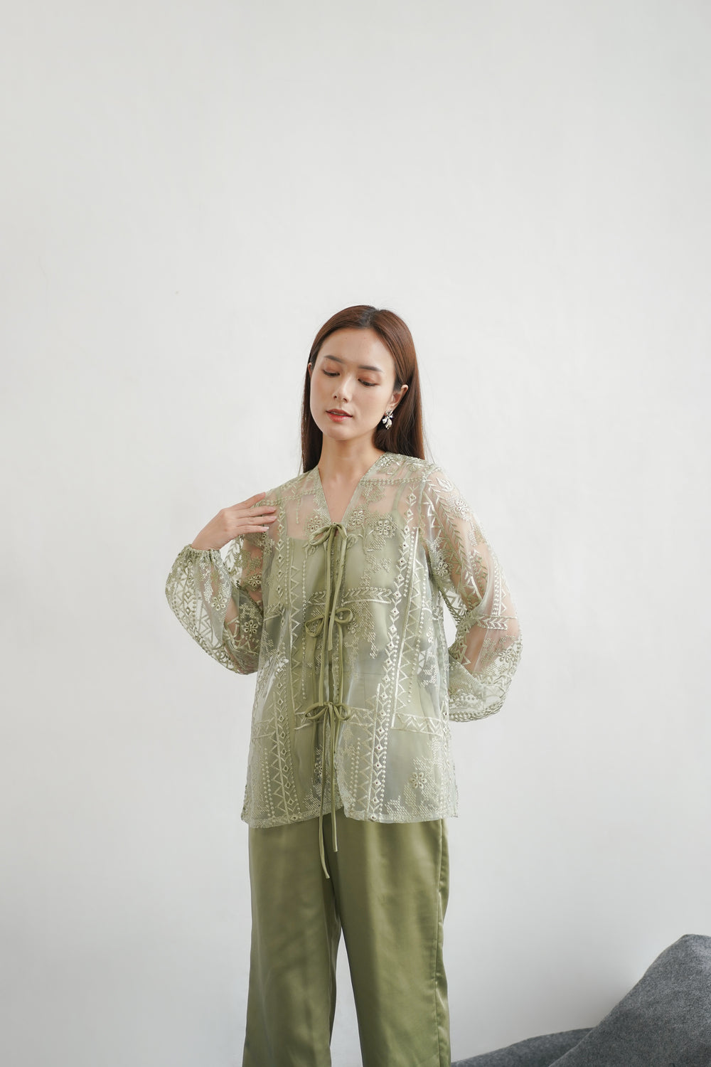 OFFICAL CROI - Ayunda Top