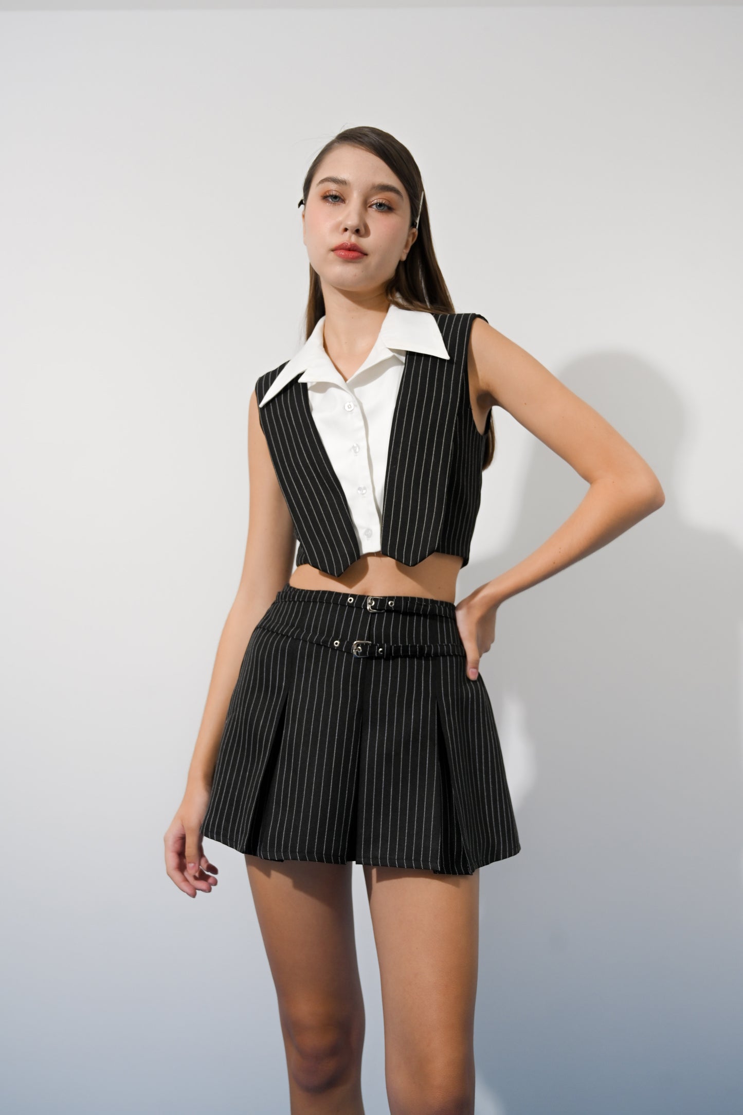 OFFICIAL CRUE - Morgan Crop Shirt