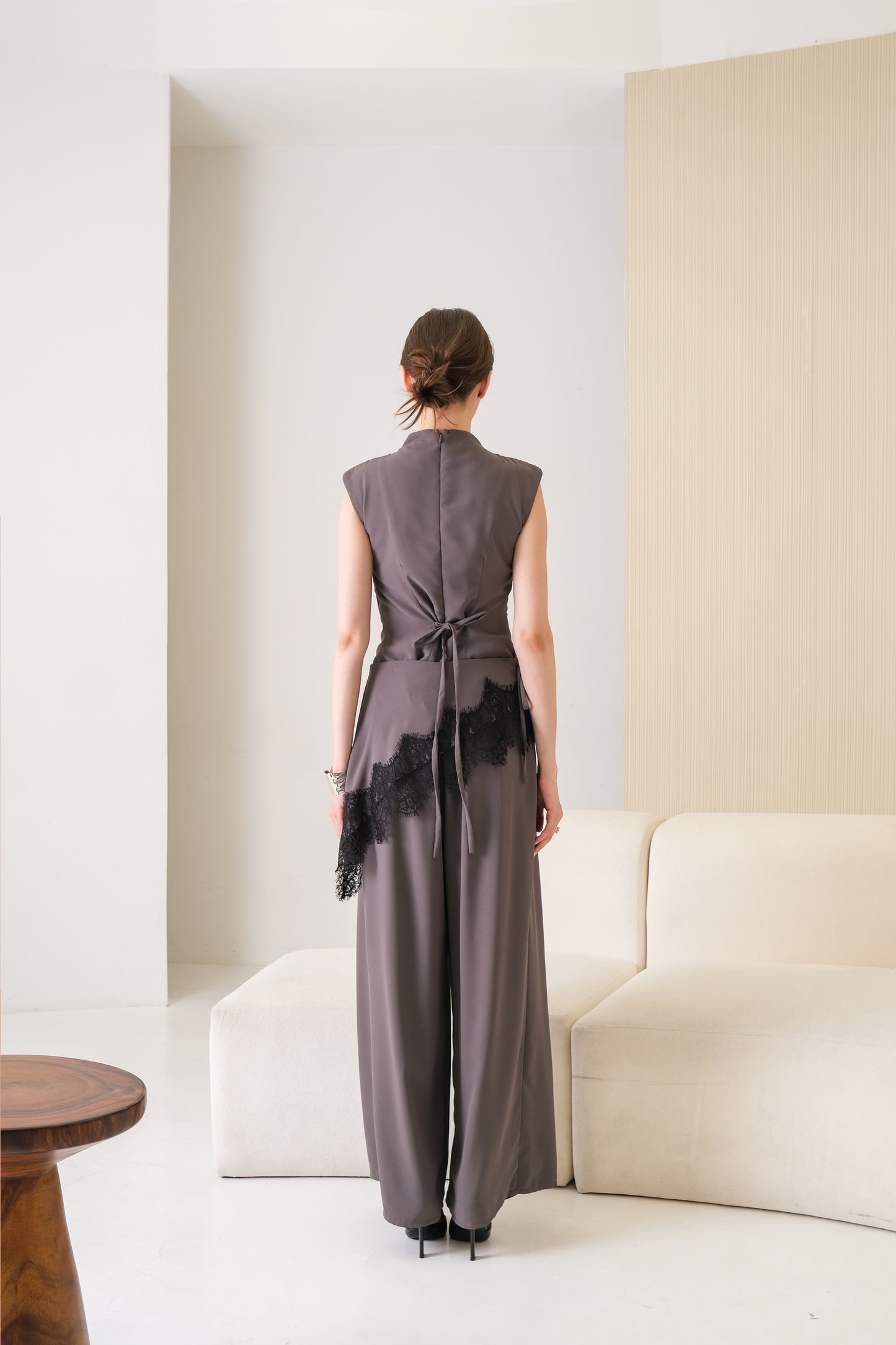 OFFICIAL CRUE - Apron Lace