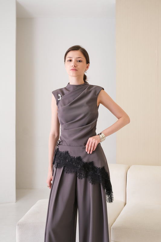 OFFICIAL CRUE - Apron Lace