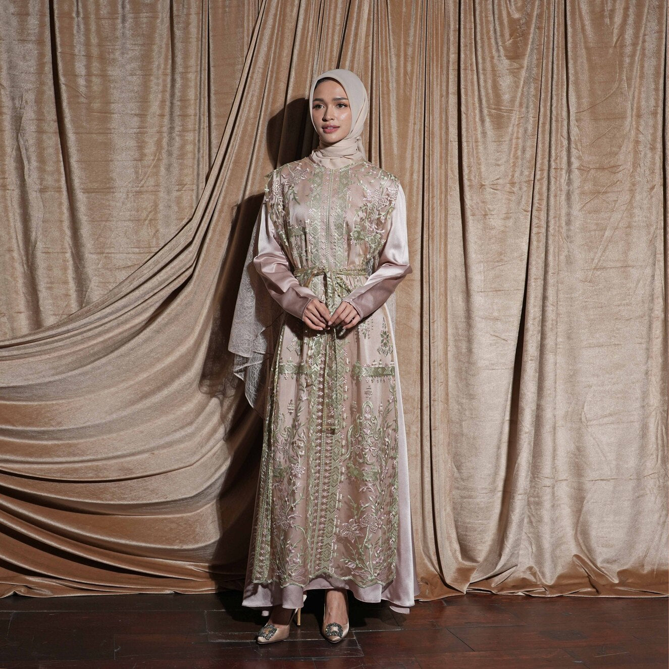 OFFICIAL CROI - Rhea Set Dress